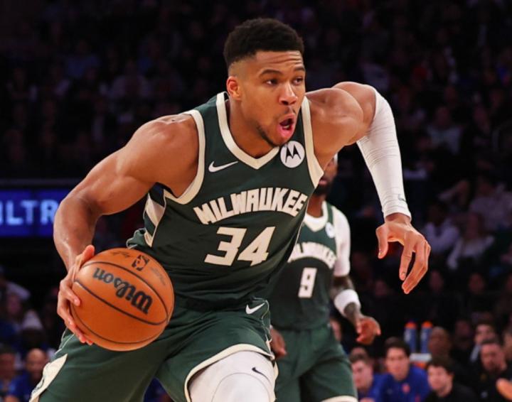 字母哥险胜西亚卡姆，狂砍50分关键表现点燃全场！的简单介绍