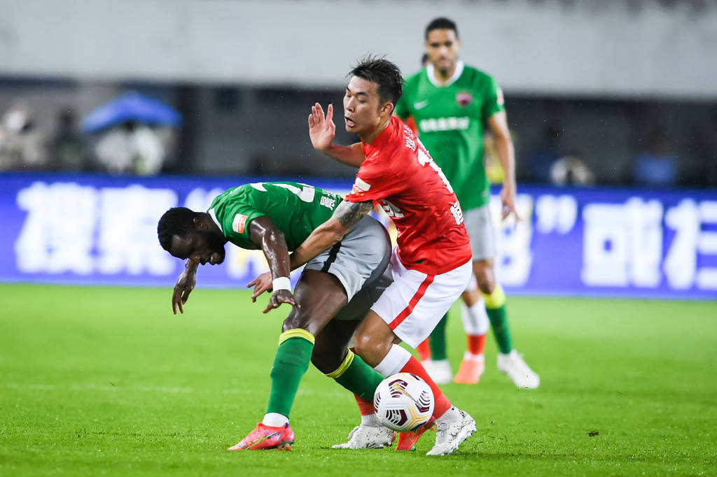 广州队士气爆棚，巴黎大师赛八强战遇上迈阿密热火，目标明确直指晋级的简单介绍