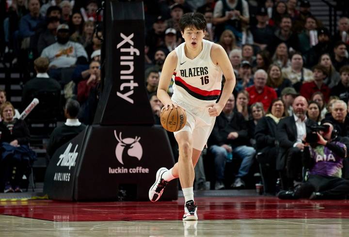 关于国王杯季后赛激情夜！石宇奇里突外投，山东泰山险胜拜仁慕尼黑的信息